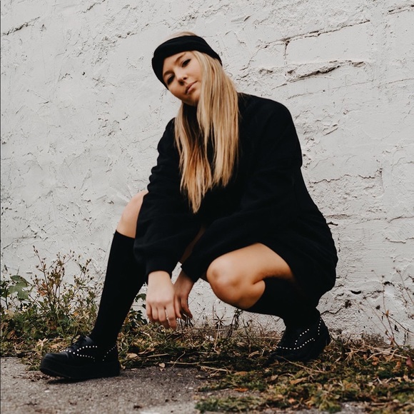 Meet your Posher, Madison - Picture 3 of 6